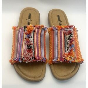 NWOT Minnetonka Vaca-Ready Boho Fun Bright Multicolored Slides Size 6